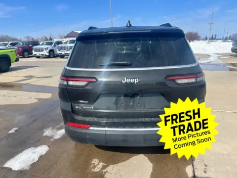 More photos of 2023 JEEP GRAND CHEROKEE L Limited at Mike Molstead Chevrolet, GMC, IA