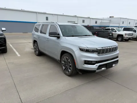 More photos of 2024 Jeep Grand Wagoneer Series III at Mike Molstead Chevrolet, GMC, IA