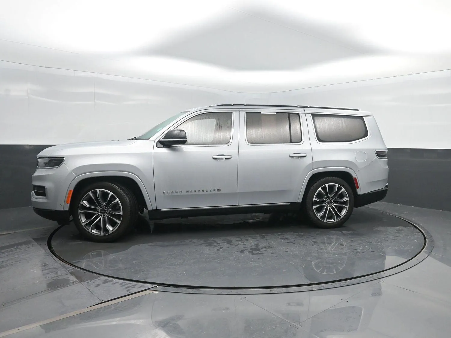 Silver 2024 Jeep Grand Wagoneer Series III for sale in Charles City, IA