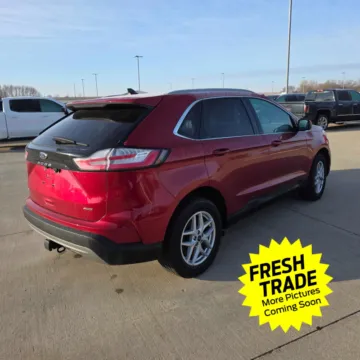 More photos of 2022 Ford Edge SEL at Mike Molstead Chevrolet, GMC, IA