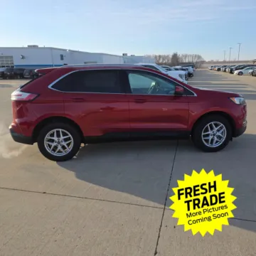 More photos of 2022 Ford Edge SEL at Mike Molstead Chevrolet, GMC, IA