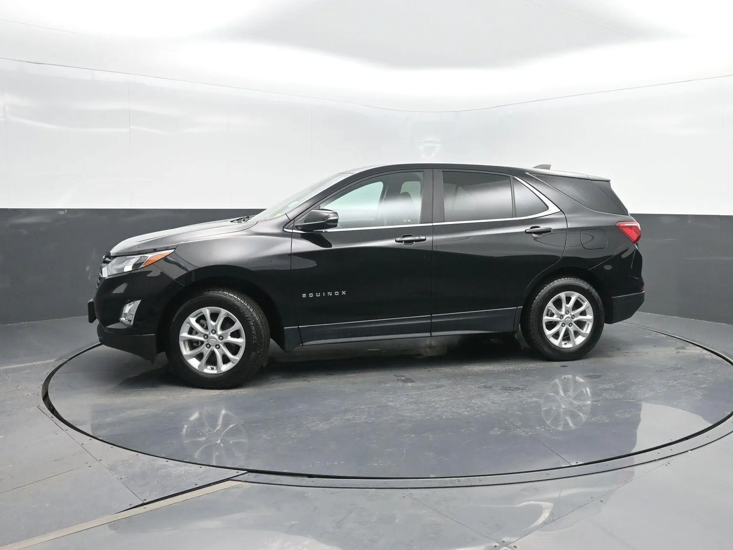 Black 2021 Chevrolet Equinox LT for sale in Charles City, IA