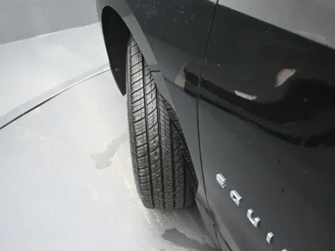 More photos of 2021 Chevrolet Equinox LT at Mike Molstead Chevrolet, GMC, IA