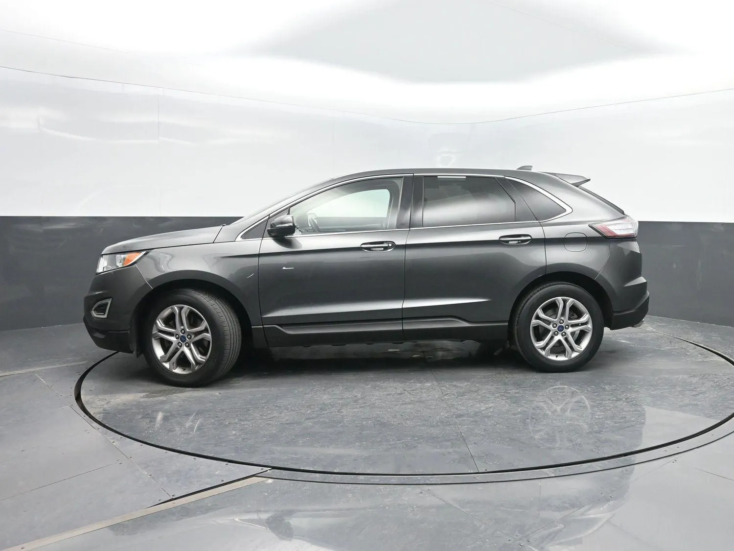 Gray 2016 Ford Edge Titanium for sale in Charles City, IA