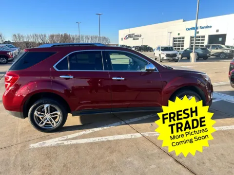 More photos of 2017 Chevrolet Equinox Premier at Mike Molstead Chevrolet, GMC, IA