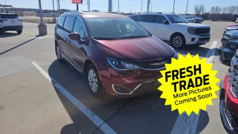 Photos of 2018 Chrysler Pacifica Touring L for sale in Charles City, IA at Mike Molstead Chevrolet, GMC