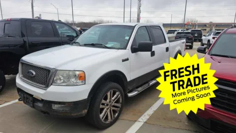 White 2005 Ford F-150 Lariat for sale in Charles City, IA
