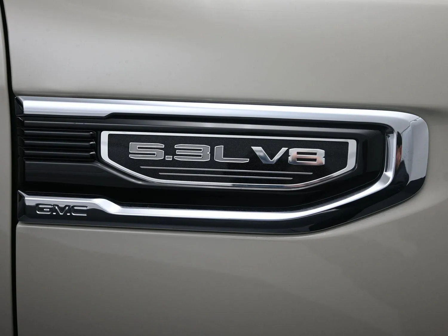 2026 GMC Sierra 1500 SLE - Photo 6