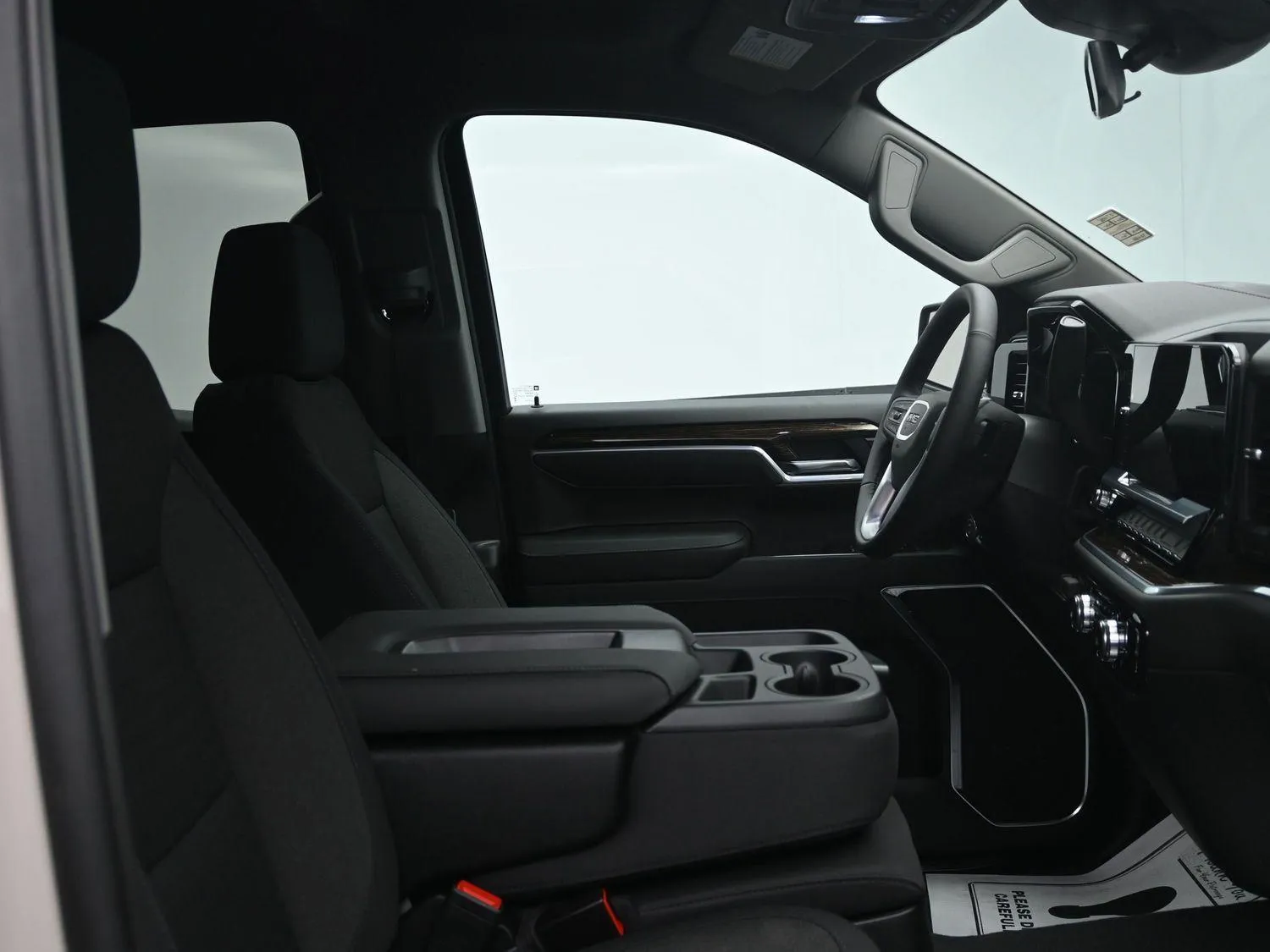 2026 GMC Sierra 1500 SLE - Photo 10
