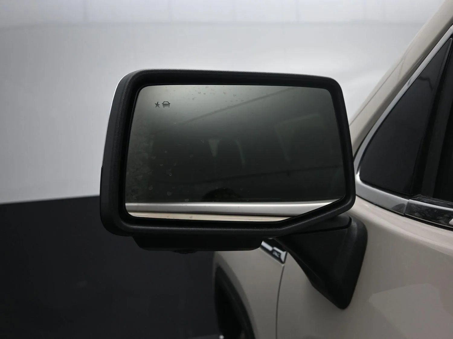 2026 GMC Sierra 1500 SLE - Photo 19