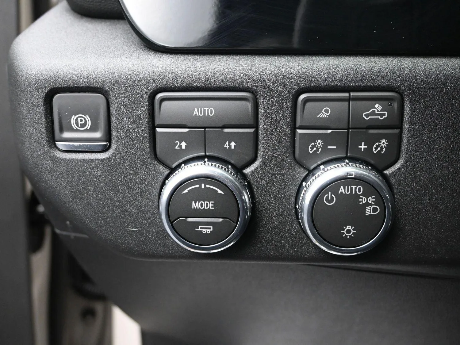 2026 GMC Sierra 1500 SLE - Photo 23