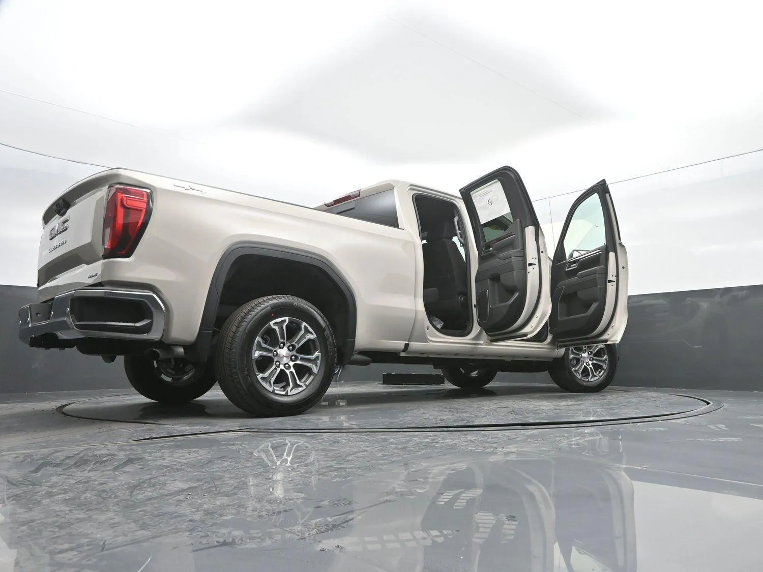 2026 GMC Sierra 1500 SLE - Photo 51