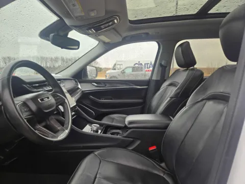 More photos of 2021 Jeep Grand Cherokee L Limited at Mike Molstead Chevrolet, GMC, IA