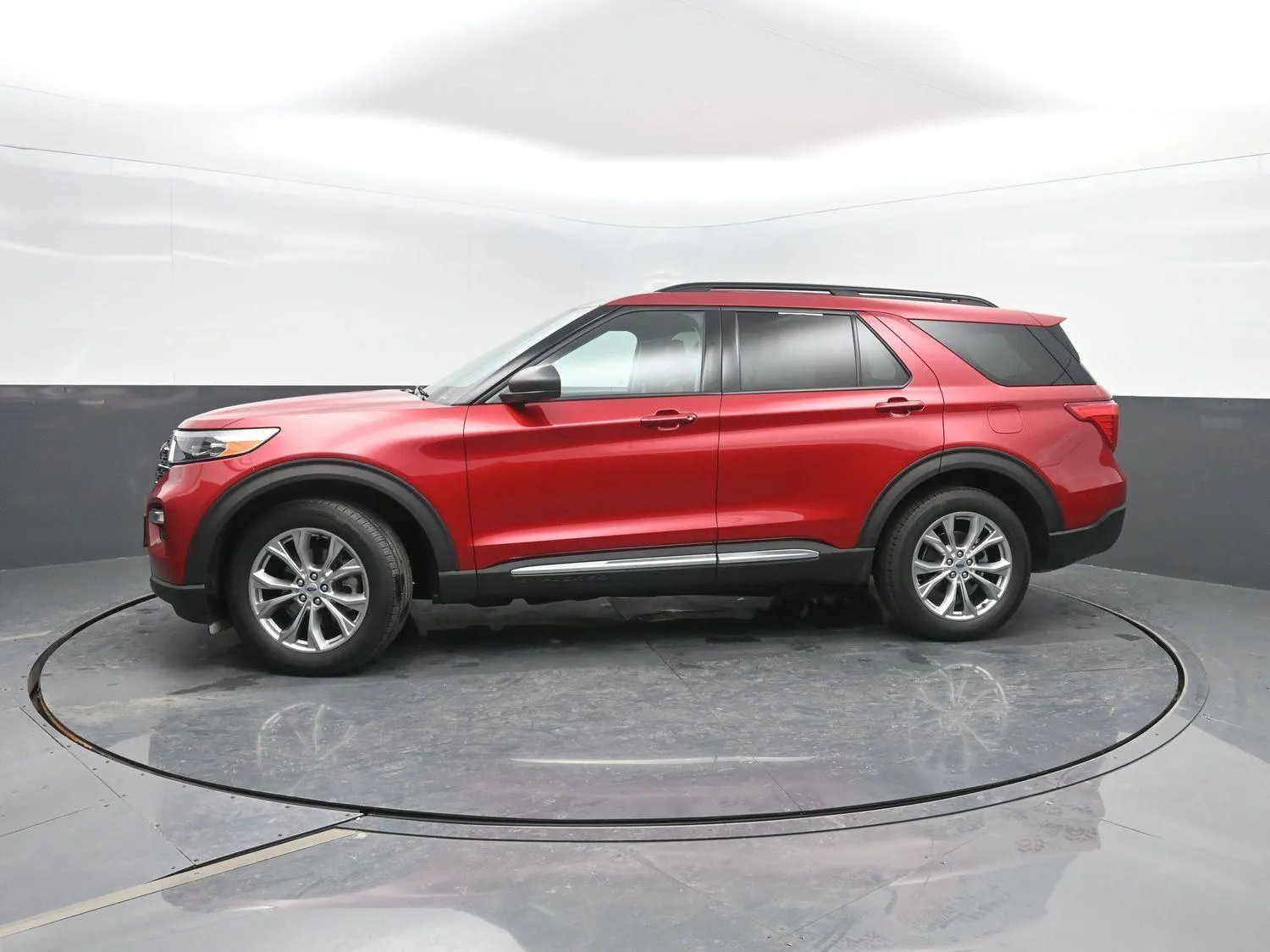 Red 2021 Ford Explorer XLT for sale in Charles City, IA