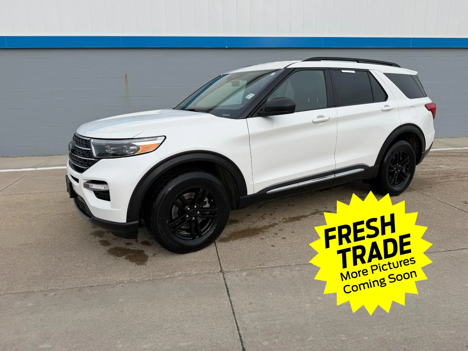 White 2020 Ford Explorer XLT for sale in Charles City, IA