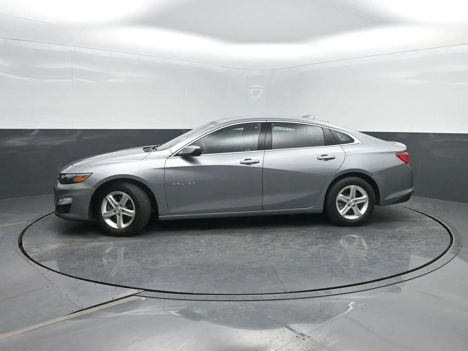 Gray 2024 Chevrolet Malibu LT for sale in Charles City, IA