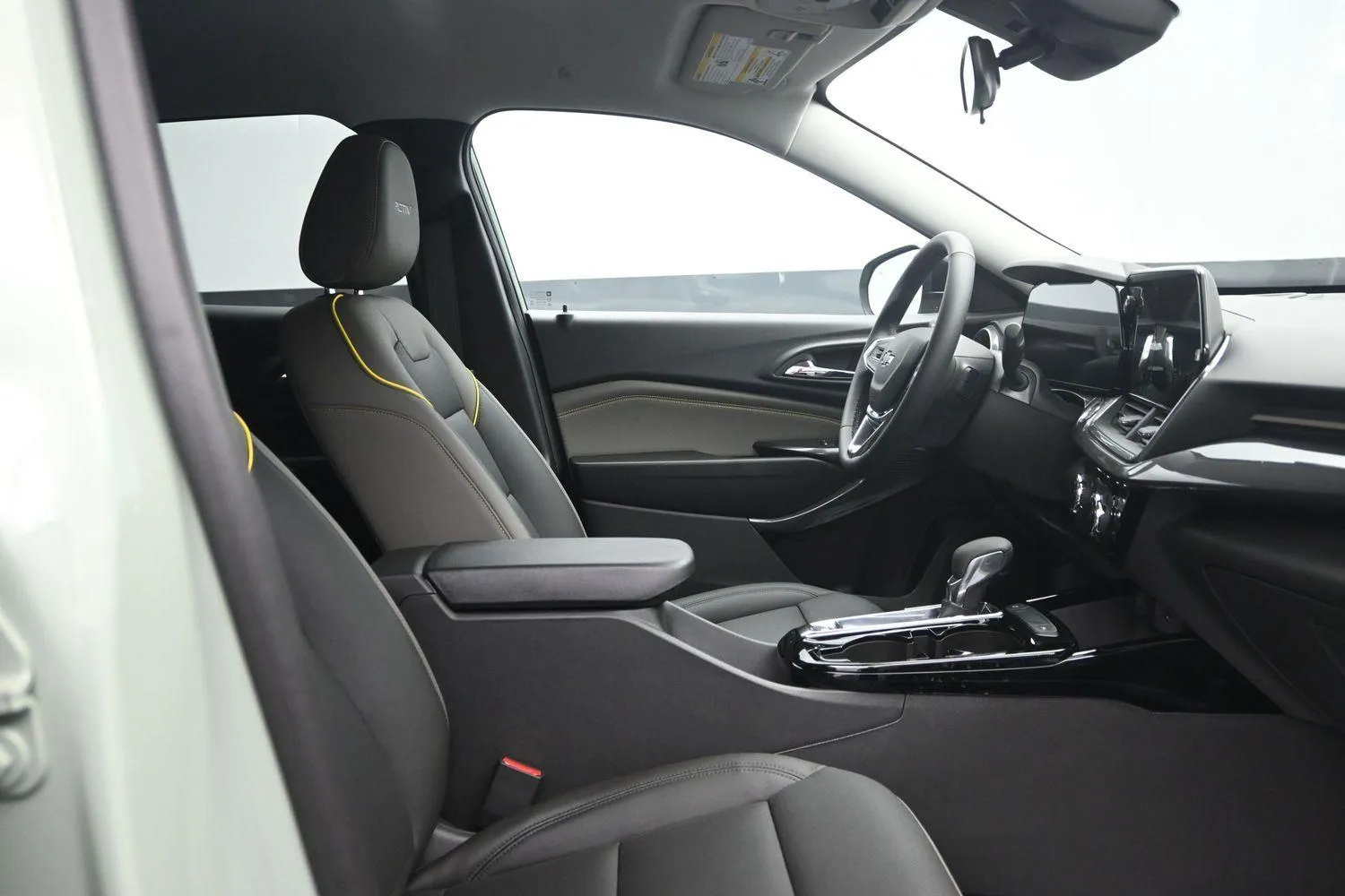 2026 Chevrolet Trax Activ - Photo 9