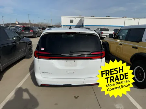 More photos of 2023 Chrysler Pacifica Touring L at Mike Molstead Chevrolet, GMC, IA