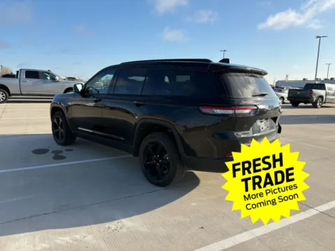 Another view of 2022 Jeep Grand Cherokee L Limited for sale in Charles City, IA at Mike Molstead Chevrolet, GMC