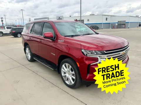 More photos of 2021 Chevrolet Tahoe High Country at Mike Molstead Chevrolet, GMC, IA