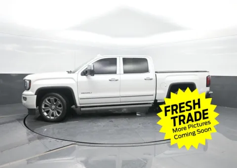White 2017 GMC Sierra 1500 Denali for sale in Charles City, IA