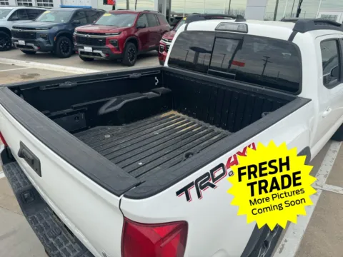 More photos of 2017 Toyota Tacoma TRD Off-Road at Mike Molstead Chevrolet, GMC, IA