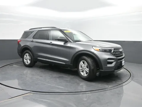 More photos of 2023 Ford Explorer XLT at Mike Molstead Chevrolet, GMC, IA