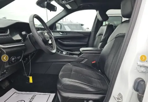 More photos of 2023 Jeep Grand Cherokee L Altitude at Mike Molstead Chevrolet, GMC, IA
