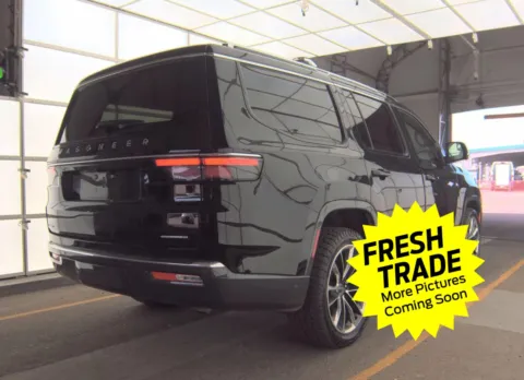 More photos of 2022 Jeep Wagoneer Series III at Mike Molstead Chevrolet, GMC, IA