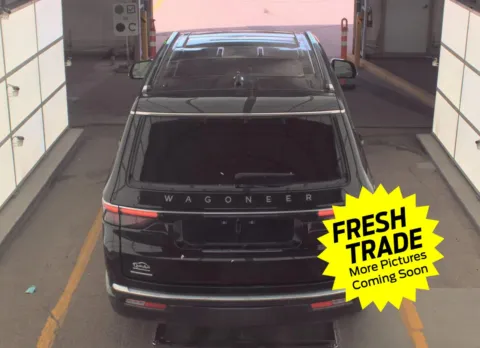 More photos of 2022 Jeep Wagoneer Series III at Mike Molstead Chevrolet, GMC, IA