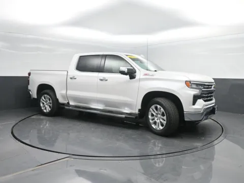 More photos of 2022 Chevrolet Silverado 1500 LTZ at Mike Molstead Chevrolet, GMC, IA