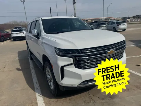More photos of 2021 Chevrolet Suburban Premier at Mike Molstead Chevrolet, GMC, IA