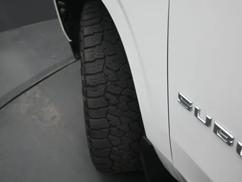More photos of 2021 Chevrolet Suburban Premier at Mike Molstead Chevrolet, GMC, IA