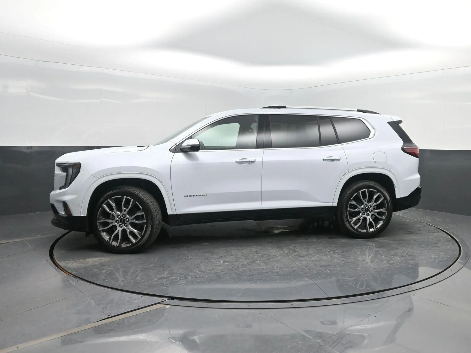 2026 GMC Acadia Denali Ultimate AWD's photo