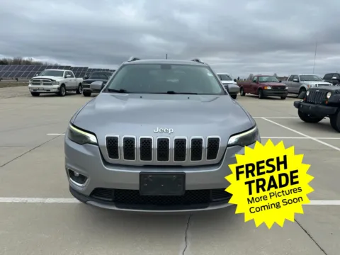 Photos of 2019 Jeep Cherokee Limited for sale in Charles City, IA at Mike Molstead Chevrolet, GMC