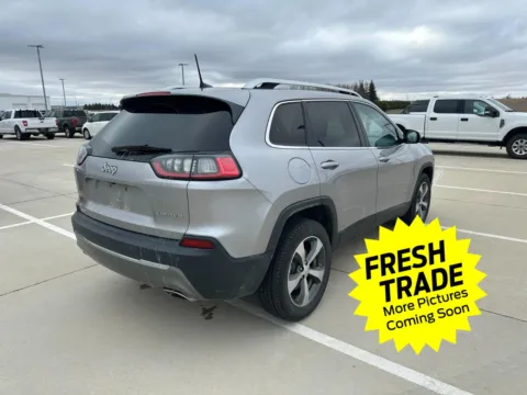 More photos of 2019 Jeep Cherokee Limited at Mike Molstead Chevrolet, GMC, IA