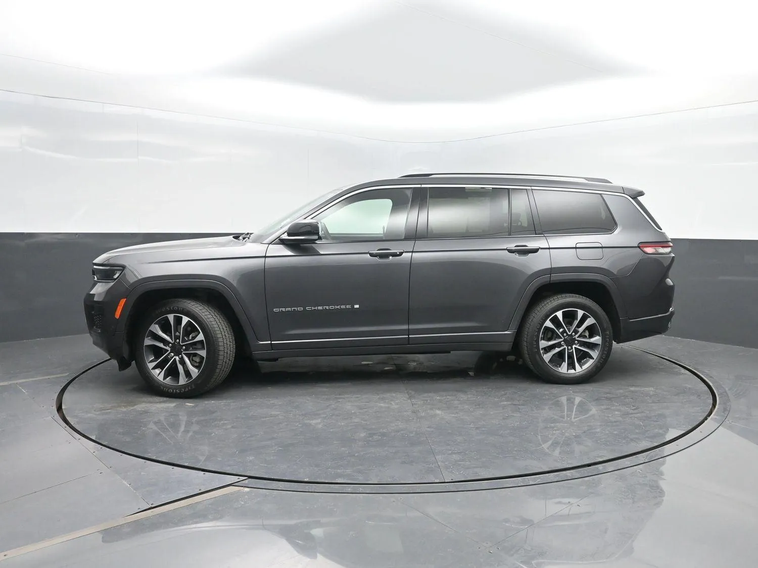 Gray 2021 Jeep Grand Cherokee L Overland for sale in Charles City, IA