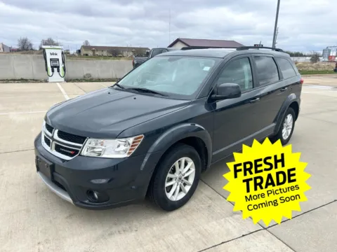 Gray 2018 Dodge Journey SXT for sale in Charles City, IA