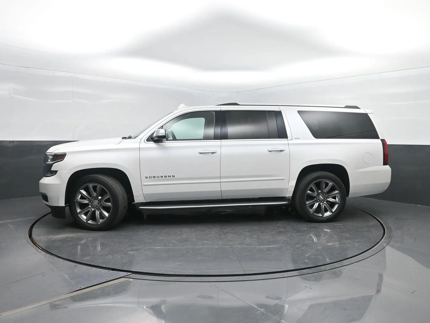 White 2016 Chevrolet Suburban LTZ for sale in Charles City, IA