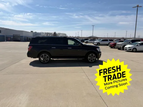 More photos of 2019 Ford Expedition Max Limited at Mike Molstead Chevrolet, GMC, IA