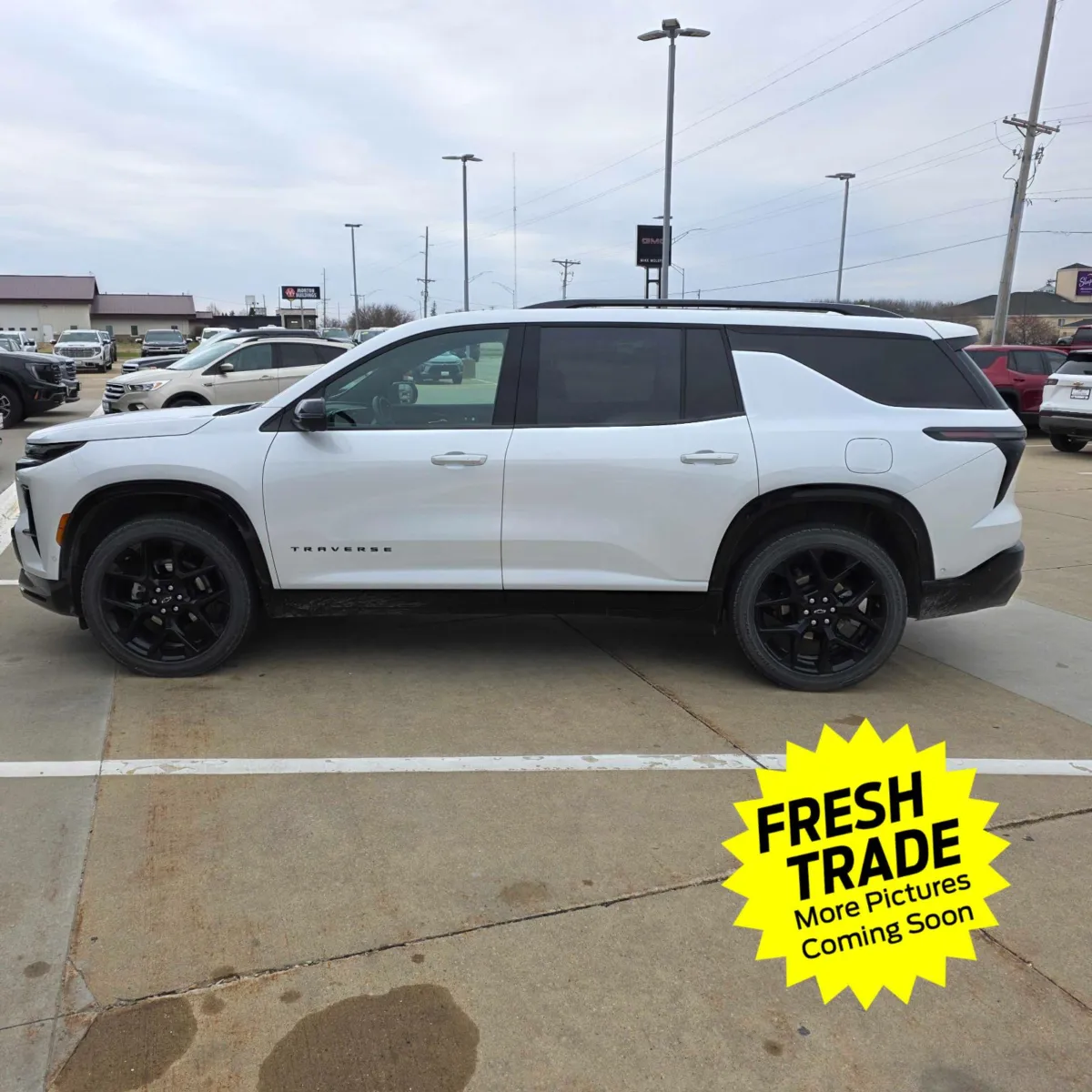 White 2024 Chevrolet Traverse AWD RS for sale in Charles City, IA