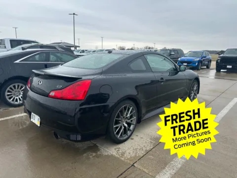More photos of 2011 INFINITI G37 Coupe IPL 6MT at Mike Molstead Chevrolet, GMC, IA