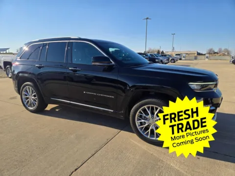 More photos of 2022 Jeep Grand Cherokee Summit at Mike Molstead Chevrolet, GMC, IA