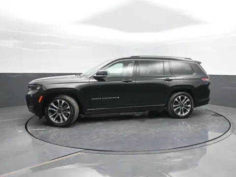 Black 2022 Jeep Grand Cherokee L Overland for sale in Charles City, IA