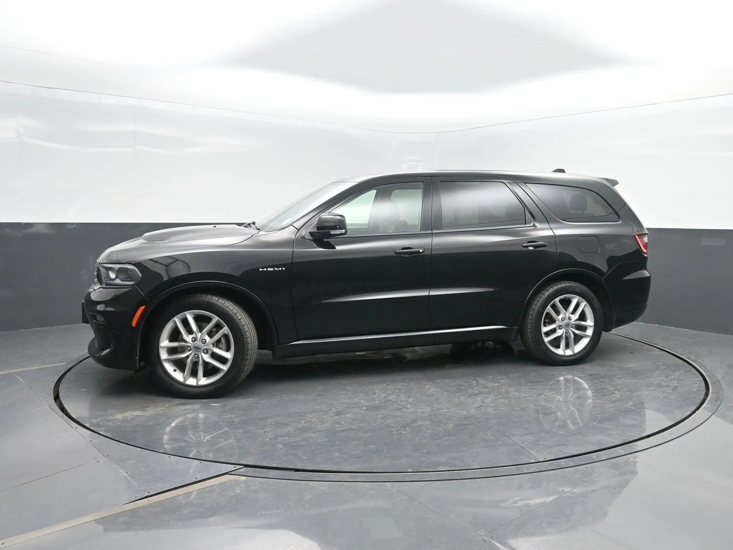 Black 2022 Dodge Durango R/T Plus for sale in Charles City, IA