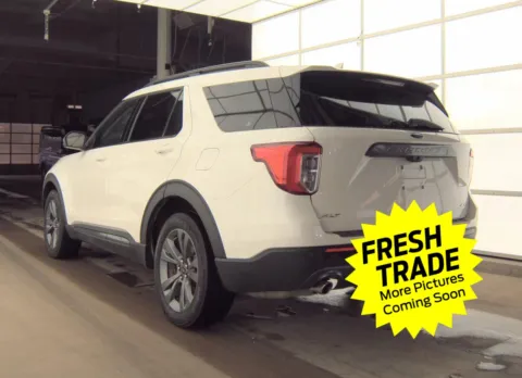 White 2023 Ford Explorer XLT for sale in Charles City, IA