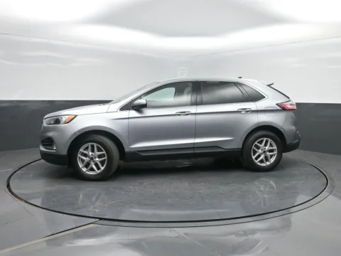Black 2023 Ford Edge SEL for sale in Charles City, IA