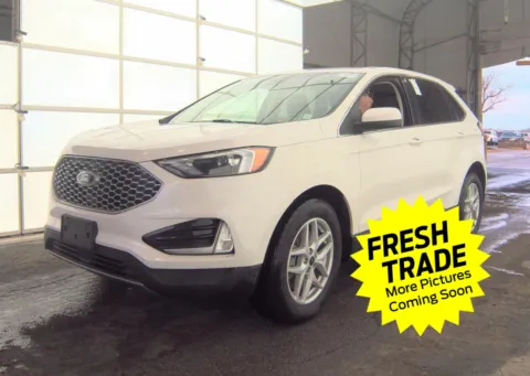 Black 2023 Ford Edge SEL for sale in Charles City, IA