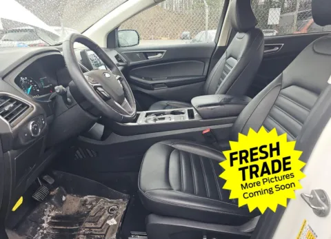 More photos of 2023 Ford Edge SEL at Mike Molstead Chevrolet, GMC, IA