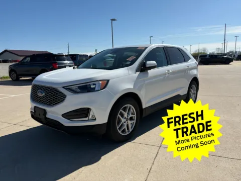 Black 2023 Ford Edge SEL for sale in Charles City, IA